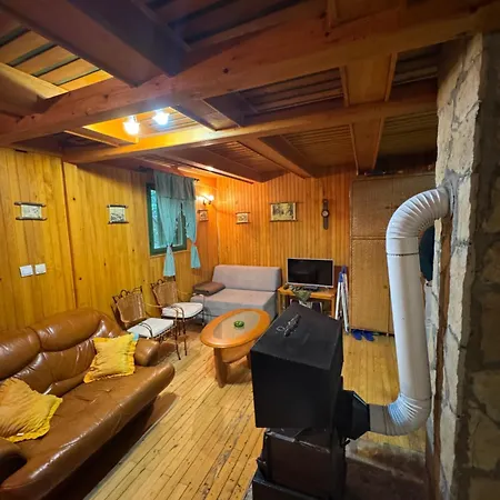 Holiday home Carobna Kucica