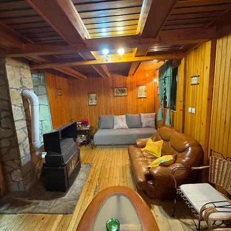 Carobna Kucica Holiday home *