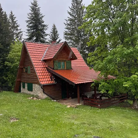 Carobna Kucica * Mitrovac